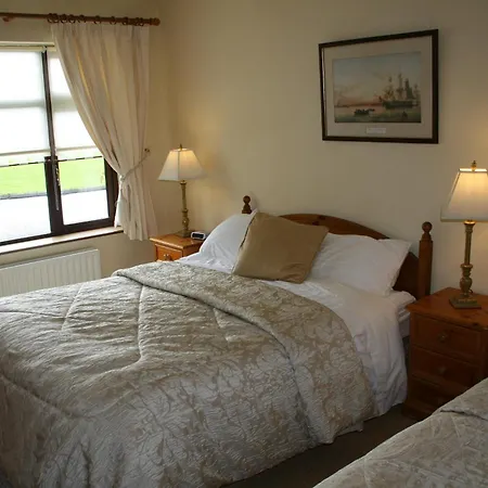 Dunaree Bed And Breakfast-3